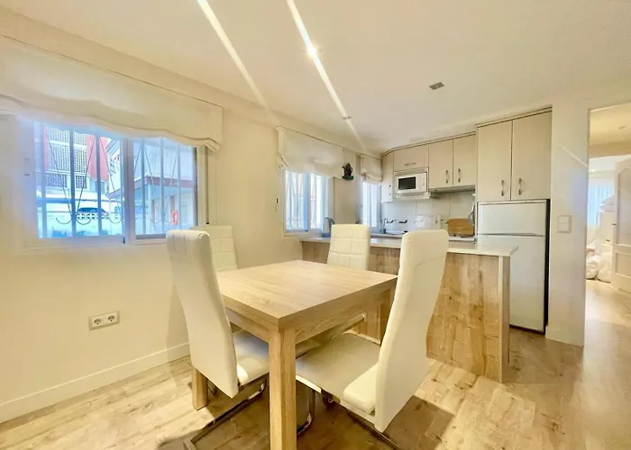 White House Nervion Apartamento